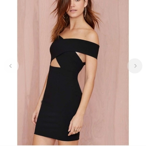 Solace London Women's Moss Mini Dress Cutout Off Shoulder Size 2 Black - Picture 3 of 6